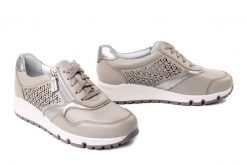 COMFORTABEL 951337-08 beige, półbuty damskie. Brązowe półbuty damskie Comfortabel, na lato, w ażurowe wzory, ze skóry, bez obcasa, na koturnie, bez zapięcia. Za 305.92 zł.