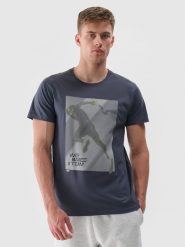 4F T-shirt z nadrukiem regular męski - szary L. Szare t-shirty męskie 4F, l, bez wzorów, z bawełny, bez kołnierzyka, bez ramiączek. W wyprzedaży za 39.99 zł.