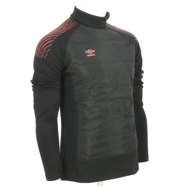 Sweter treningowy Umbro. Czarne swetry męskie Umbro, m, bez wzorów, z materiału, klasyczne, bez kołnierzyka, bez ramiączek. Za 204.10 zł.