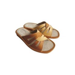 Kapcie damskie R.40 profilowane klapki komfort i wygoda na co dzień KD-05-BR-40. Brązowe klapki damskie na jesień, bez wzorów, ze skóry, eleganckie, bez obcasa, bez zapięcia. Za 27.06 zł.