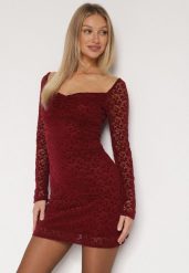 Bordowa Koronkowa Sukienka o Dopasowanym Kroju z Kwadratowym Dekoltem Tiwedesa. Czerwone sukienki damskie Born2be, na imprezę, l, bez wzorów, z koronki, eleganckie, bez kołnierzyka, bez ramiączek, dopasowane. Za 119.99 zł.