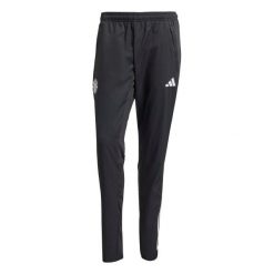 Spodnie dresowe Prematch Manchester United 2025/26. Czarne spodnie sportowe męskie Adidas, bez wzorów, z dresówki, do piłki nożnej. W wyprzedaży za 246.00 zł.