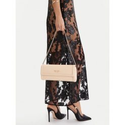 Torebka Nine West. Białe torebki do ręki damskie Nine West, bez wzorów, bez dodatków. Za 119.99 zł.