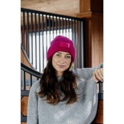 Czapka damska Kentucky Rubber. Czerwone czapki damskie KENTUCKY HORSEWEAR, na zimę, bez wzorów, sportowe. Za 230.50 zł.