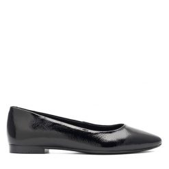 Baleriny Lasocki. Czarne balerinki damskie Lasocki, bez wzorów, bez obcasa, bez zapięcia. Za 149.99 zł.