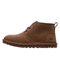 Buty do chodzenia dla dorosłych UGG Neumel Boot Chestnut. Brązowe obuwie sportowe damskie UGG, bez wzorów, bez zapięcia, trekkingowe. Za 666.45 zł.