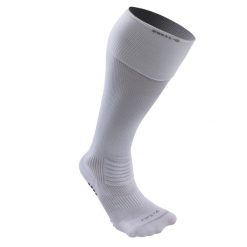 Skarpety do piłki nożnej wysokie Kipsta Viralto II przyczepne. Skarpety męskie KIPSTA, bez wzorów, z dzianiny. Za 59.99 zł.