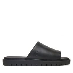 Klapki Calvin Klein Jeans. Czarne klapki męskie Calvin Klein Jeans, bez wzorów, z jeansu, bez zapięcia. Za 269.99 zł.