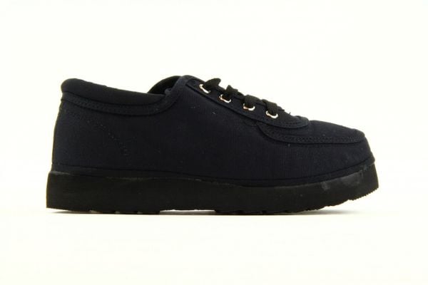 Półbuty Fancy Lace Black, Czarny, Materiał - 38. Czarne obuwie sportowe damskie Rock Spring, na jesień, bez wzorów, z materiału, retro, bez obcasa, bez zapięcia. W wyprzedaży za 35.10 zł.