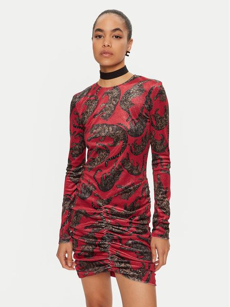 Just Cavalli Sukienka codzienna 77PAO920 Czerwony Slim Fit. Czerwone sukienki damskie Just Cavalli, na co dzień, bez wzorów, z syntetyku, bez kołnierzyka, bez ramiączek, proste. Za 1,059.00 zł.