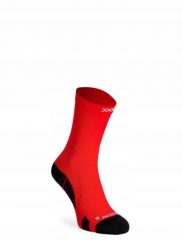Skarpety unisex X-Socks Run Perform Crew Rocket Red R110. Czerwone skarpetki damskie X-Socks, bez wzorów, z materiału. Za 119.99 zł.