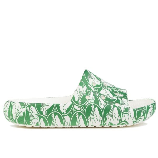 Klapki unisex na basen Crocs CLASSIC DUKE PRINT SLIDE. Białe klapki damskie Crocs, bez wzorów, sportowe, bez obcasa, bez zapięcia. W wyprzedaży za 139.00 zł.