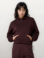 Bluza z domieszką wiskozy - brązowy. Brązowe bluzy damskie Sinsay, l, bez wzorów, z wiskozy, sportowe, bez ramiączek, bez kaptura. Za 49.99 zł.