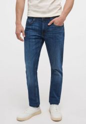 MUSTANG OREGON TAPERED MĘSKIE SPODNIE JEANSOWE JEANSY DŻINSY DENIM BLUE 1014041 5000 883. Niebieskie spodnie materiałowe męskie Mustang, bez wzorów, z bawełny, z obniżonym stanem. Za 199.99 zł.