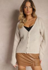 Beżowy Casualowy Kardigan z Moherem i Wełną Zapinany na Guziki Heslina. Brązowe kardigany damskie Renee, uniwersalny, bez wzorów, z jeansu, eleganckie, bez kołnierzyka. Za 149.99 zł.