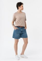Krótkie szorty jeansowe E-LUMIA. Szorty damskie Volcano, bez wzorów, z bawełny, klasyczne, z standardowym stanem. Za 139.99 zł.