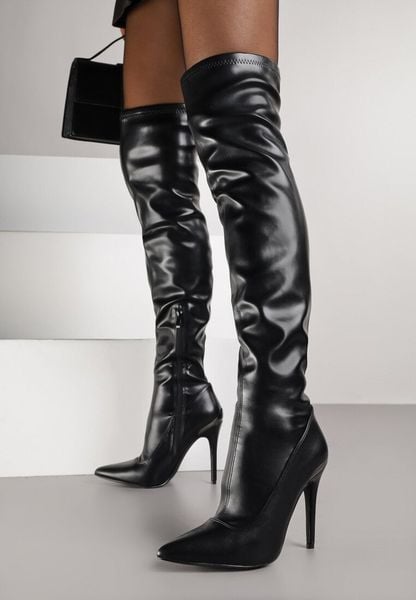 Czarne Dopasowane Kozaki Vices za Kolano na Szpilce Tedvira. Czarne kozaki damskie Born2be, na jesień, bez wzorów, za kolano, bez obcasa, na obcasie, bez zapięcia. Za 159.99 zł.