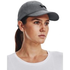 Czapka damska Under Armour Women's UA Blitzing Adj. Szare czapki damskie Under Armour, bez wzorów, sportowe. Za 79.00 zł.
