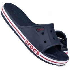 Klapki sportowe na basen Crocs CROCBAND. Białe klapki męskie Crocs, bez wzorów, bez zapięcia. W wyprzedaży za 129.00 zł.