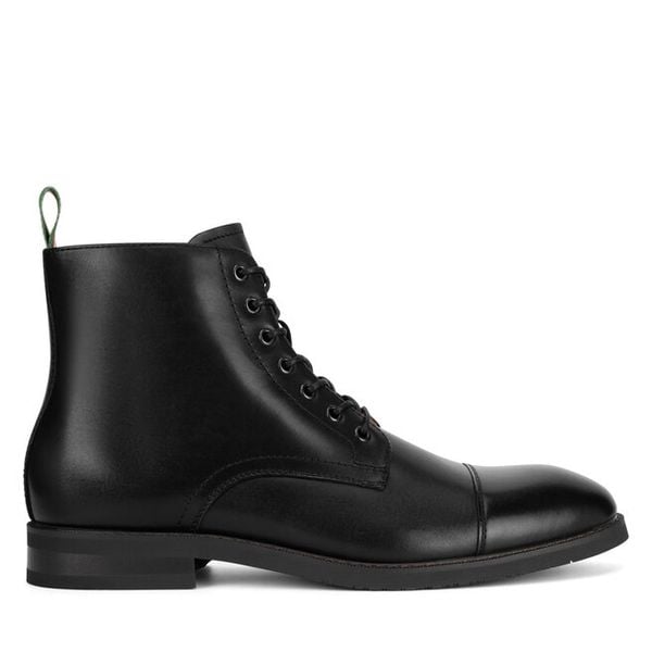 Trzewiki GINO ROSSI. Czarne botki męskie Gino Rossi, bez wzorów, bez obcasa, bez zapięcia. Za 269.99 zł.