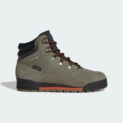 Buty trekkingowe Terrex Snowpitch CLIMAWARM. Brązowe trekkingi męskie Adidas, na zimę, z gumy, bez zapięcia. Za 599.00 zł.