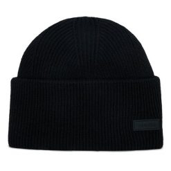 Czapka Calvin Klein. Czarne czapki męskie Calvin Klein, na zimę, bez wzorów. Za 239.99 zł.