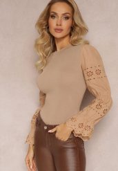 Beżowy Sweter z Ozdobnym Haftem i Ażurowym Rękawem Anulika. Brązowe swetry nierozpinane damskie Renee, na jesień, w ażurowe wzory, z wiskozy, casualowe, bez kołnierzyka, bez ramiączek. Za 74.99 zł.