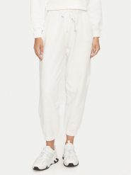 Deha Spodnie dresowe A00555 Écru Regular Fit. Spodnie dresowe damskie Deha, bez wzorów, z bawełny. Za 289.99 zł.