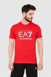 EA7 Czerwony męski t-shirt z dużym białym logo. Czerwone t-shirty męskie EA7 Emporio Armani, m, bez wzorów, bez kołnierzyka, bez ramiączek. W wyprzedaży za 248.99 zł.