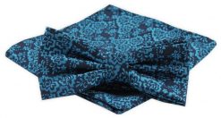 Męska Mucha z Poszetką Alties - Odcień Niebieskiego, Kwiatowy Wzór. Niebieskie krawaty i muchy Alties, bez wzorów, eleganckie. Za 54.00 zł.