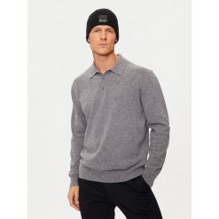 Czapka BOSS. Czarne czapki męskie Boss, na zimę, bez wzorów. Za 349.99 zł.