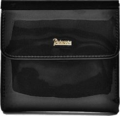 Peterson PETERSON skórzany portfel damski BC209 czarny lakier BC209. Czarne portfele damskie Peterson, z lakierowanej skóry. Za 139.00 zł.