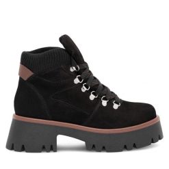 Botki Lasocki. Czarne botki damskie Lasocki, bez wzorów, bez obcasa, na płaskiej podeszwie, bez zapięcia. Za 329.99 zł.