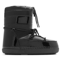 Śniegowce DeeZee. Czarne śniegowce damskie DeeZee, bez zapięcia. Za 219.99 zł.