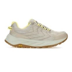 Damskie buty typu cruise. Białe obuwie sportowe damskie Regatta, bez wzorów, z poliesteru, bez zapięcia. W wyprzedaży za 449.99 zł.