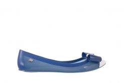 Baleriny T&G Fashion 11-102 Blue, Niebieski, Guma - 39-40. Niebieskie balerinki damskie T&G, na lato, bez wzorów, z gumy, klasyczne, bez obcasa, bez zapięcia. W wyprzedaży za 26.10 zł.