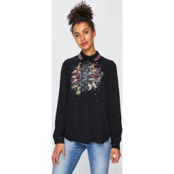 Desigual - Koszula. Czarne koszule damskie Desigual, s, z aplikacjami, z materiału, casualowe, bez kołnierzyka, bez ramiączek. W wyprzedaży za 219.90 zł.