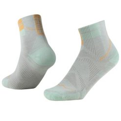 Skarpetki sportowe dla dorosłych BUFF Coolnet Quarter Socks. Zielone skarpety męskie Buff, bez wzorów, z elastanu. Za 98.99 zł.