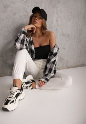 Białe Sportowe Spodnie Typu Jogger High Waist ze Ściągaczem w Talii Isirona. Białe spodnie dresowe damskie Renee, bez wzorów, z jeansu, eleganckie, z podwyższonym stanem, krótkie. Za 89.99 zł.