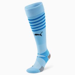 Skarpety piłkarskie unisex Puma TEAMFINAL niebieskie 70531318 rozmiar 43-46. Niebieskie skarpetki damskie Puma, bez wzorów. Za 92.88 zł.