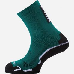 Skarpety do biegania w terenie Millet Intense Mid Socks Czarny. Zielone skarpetki damskie Millet, bez wzorów, z tkaniny. Za 99.00 zł.
