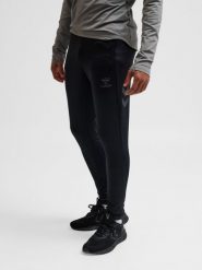 Legginsy Hummel Pro. Czarne legginsy damskie Hummel, m, bez wzorów, z materiału, z standardowym stanem, na fitness i siłownię. Za 266.00 zł.