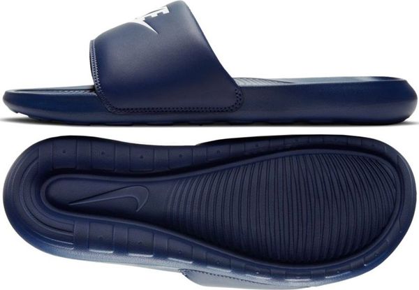 Nike Klapki Nike Victori One CN9675 401 CN9675 401 granatowy 44. Niebieskie klapki męskie Nike, bez wzorów, bez zapięcia. Za 123.89 zł.