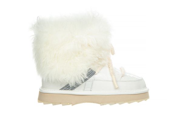 Śniegowce Emu Blurred Glossy Coconut 119180, Biały, Skóra naturalna - 38. Białe śniegowce damskie EMU, z gumy, bez zapięcia. W wyprzedaży za 539.10 zł.