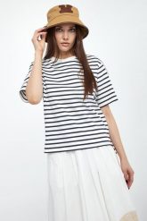 T-shirt damski w paski Multid WEEKEND MAX MARA. T-shirty damskie Weekend Max Mara, xs, bez wzorów, bez kołnierzyka, bez ramiączek. W wyprzedaży za 295.20 zł.