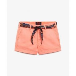 Damskie szorty chino Superdry. Brązowe szorty damskie Superdry, bez wzorów, eleganckie. Za 240.30 zł.