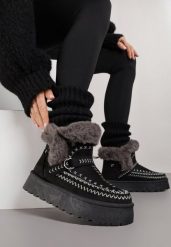 Czarne Śniegowce na Grubej Podeszwie Ozdobione Haftowanym Motywem i Futerkiem Caretusa. Czarne śniegowce damskie Born2be, z jeansu, bez zapięcia. Za 109.99 zł.