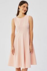 Elegancka rozkloszowana sukienka koktajlowa pudrowy róż. Czerwone sukienki damskie Stylove, xxl, bez wzorów, eleganckie, bez kołnierzyka, bez ramiączek, rozkloszowane. Za 389.00 zł.