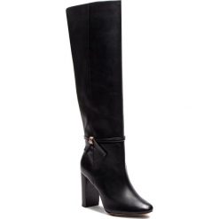 Kozaki TED BAKER - Linaey 9-17781 Black. Czarne kozaki damskie Ted Baker, z aplikacjami, ze skóry, bez obcasa, na obcasie, bez zapięcia. W wyprzedaży za 879.00 zł.
