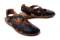 Josef Seibel ROSALIE 13 79513 95 530 ocean, sandały damskie. Niebieskie sandały damskie Josef Seibel, bez wzorów, ze skóry, bez obcasa, bez zapięcia. Za 309.90 zł.